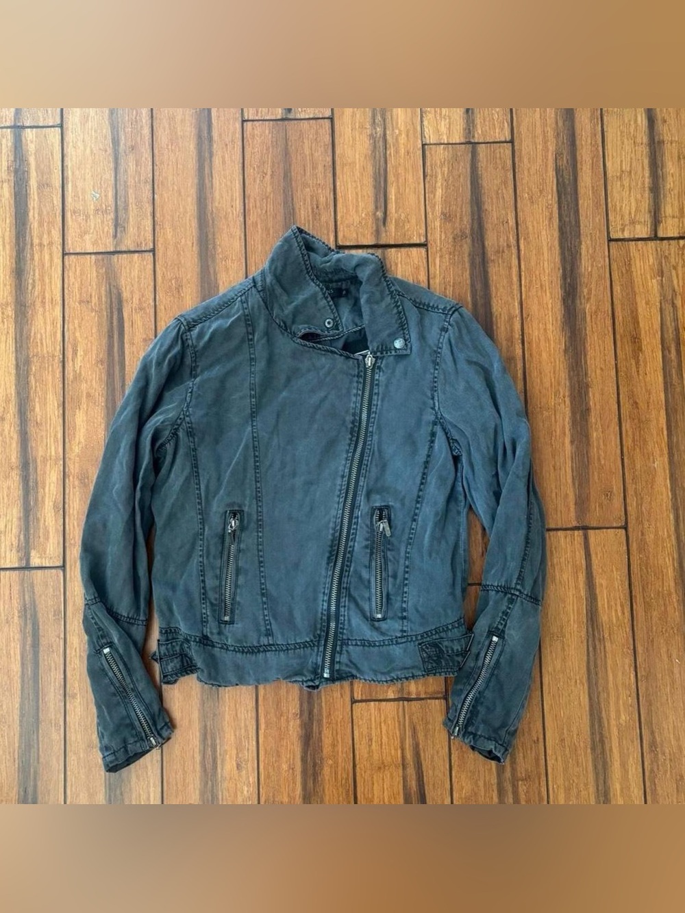 black denim jacket with zipper details - max jeans